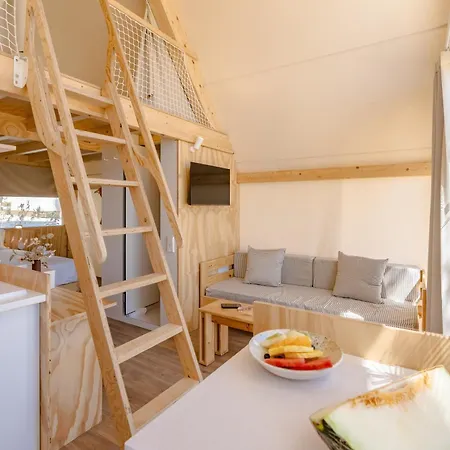 Costa Del Sol Glamping Village Fuengirola Exterior photo